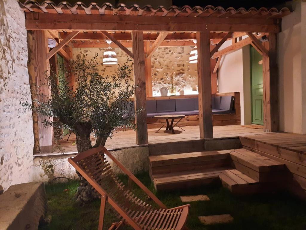 Drome Provencale Maison Familiale Calme Dans Village Valréas Buitenkant foto